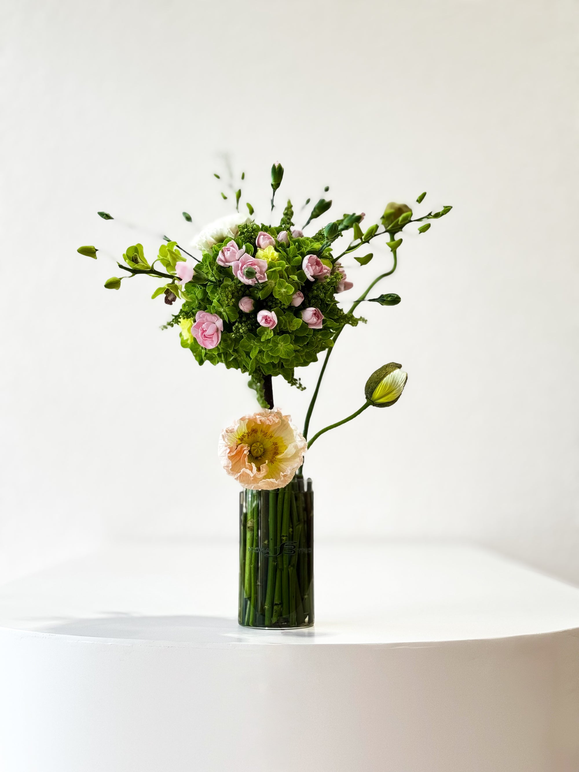 MODERN BLOOM